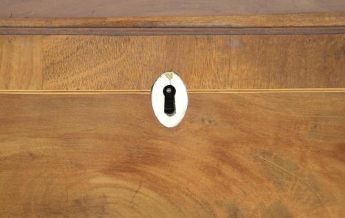 ENGLISH WRITING DESK, GEORGE IV STYLE. LATE 19TH CENTURY.
