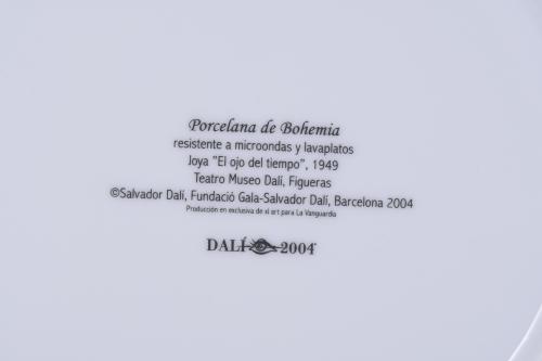 SALVADOR DALÍ I DOMÈNECH (1904-1989). VAJILLA EN PORCELANA 