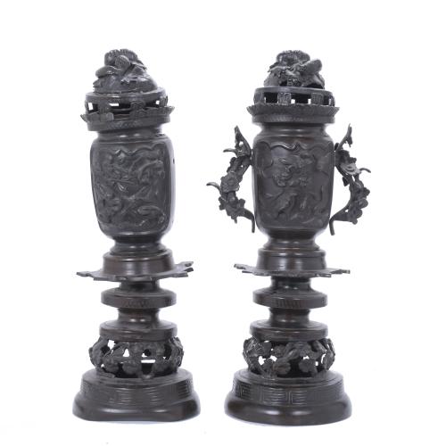 PAREJA DE TIBORES CHINOS EN BRONCE, SIGLO XIX. DINASTIA QING.