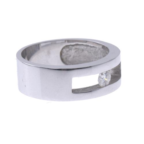 ORIGINAL DIAMOND SOLITAIRE RING.