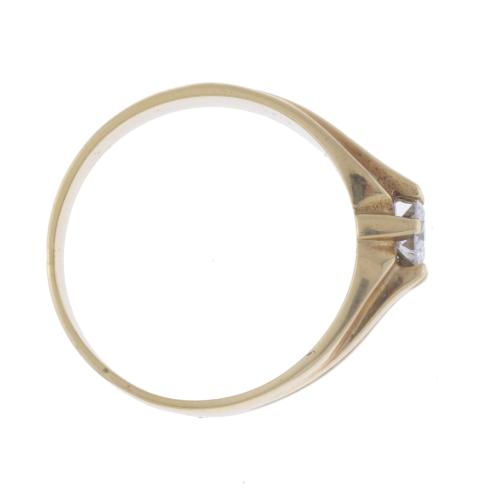 DIAMOND SOLITAIRE RING.