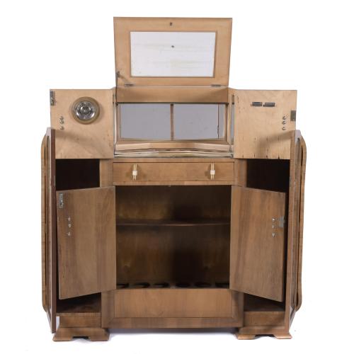 Mueble bar Art Decó, siguiendo modelos vieneses, circa 1925