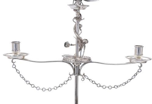 VALENTÍ. Pareja de candelabros en plata, circa 1940.