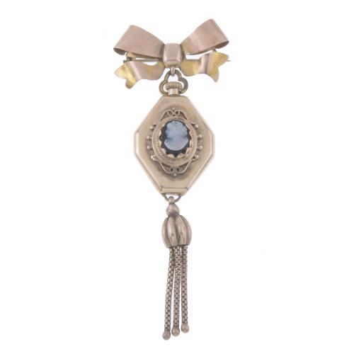 ALPHONSINE BROOCH WITH WATCH.