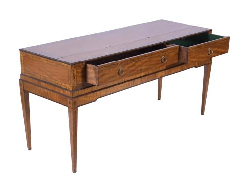 Fortepiano inglés transformado en escritorio, circa 1795 - 