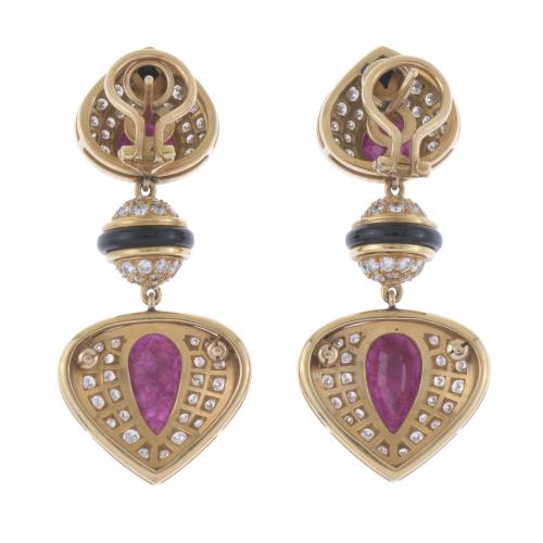 VASARI-LIKE EARRINGS WITH DIAMONDS AND GEMSTONES.