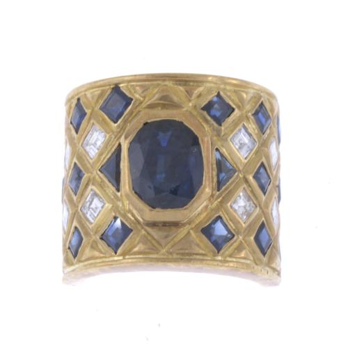 WIDE RING WITH SAPPHIRES AND DIAMONDS.