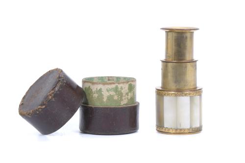 FRENCH POCKET SPYGLASS, CIRCA 1870