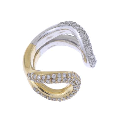 BICOLOUR RING PAVED WITH DIAMONDS.