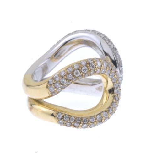 BICOLOUR RING PAVED WITH DIAMONDS.