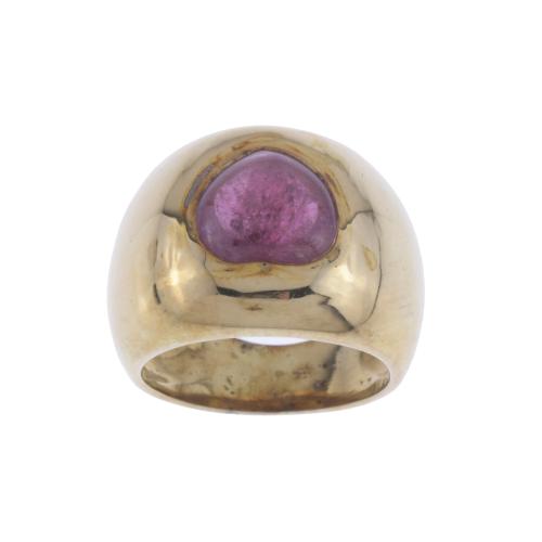 RING WITH ROSE QUARTZ HEART.