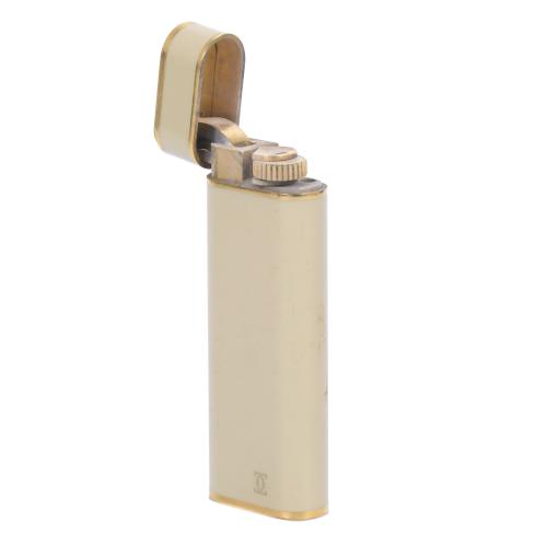 CARTIER. LIGHTER.