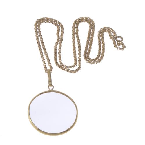 MAGNIFYING GLASS PENDANT IN GILDED METAL AND CHAIN IN GILDE