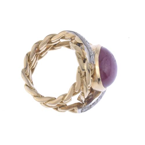 EARRINGS AND RING SET.