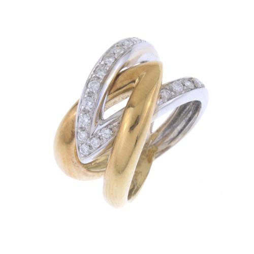 BICOLOUR RING WITH DIAMONDS
