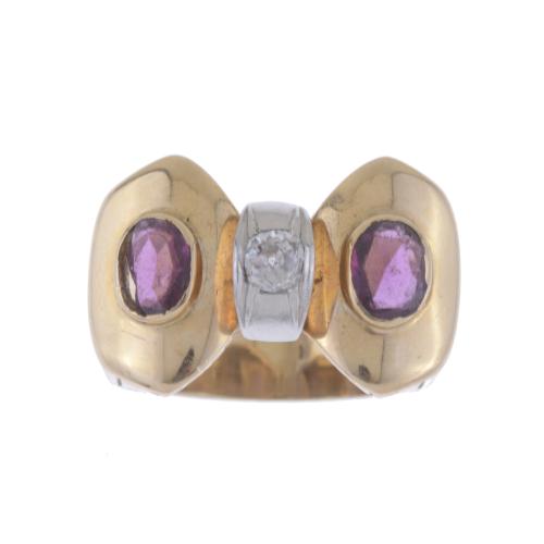 CHEVALIER RING WITH GARNETS.
