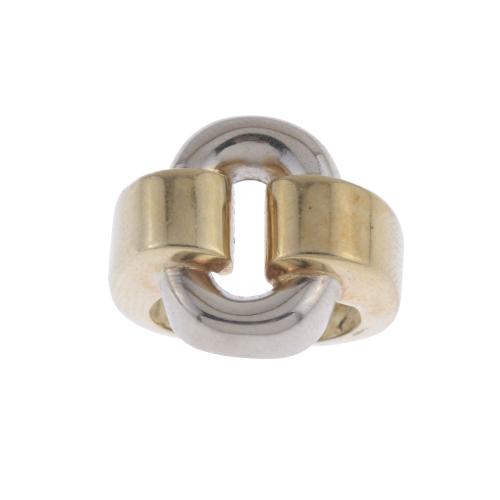 BICOLOUR RING FORMING A BUCKLE.
