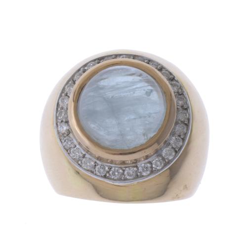 LARGE RING WITH QUARTZ.