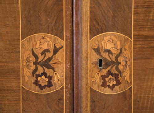 Gabinete estilo Jorge II, pps. siglo XX. 