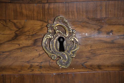 MUEBLE TOCADOR "LLIGADOR" CATALÁN, 1750 - 1775.