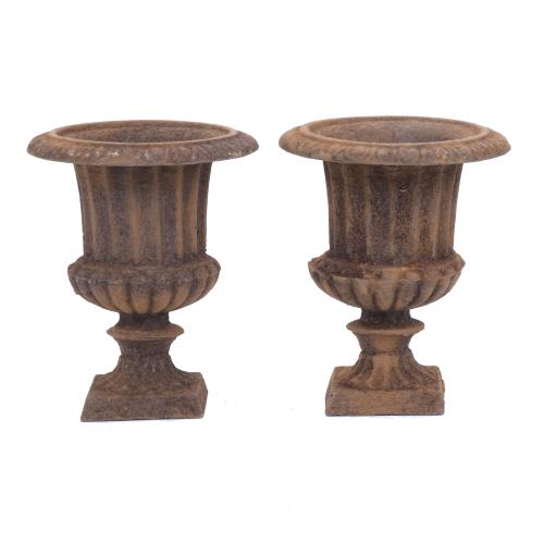 PAIR OF KRATERS.