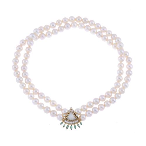 PUIG DORIA CHOKER, WITH DOUBLE STRAND OF PEARLS AND DIAMONDS AND EMERALD CLASP