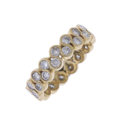 DIAMONDS WEDDING RING.