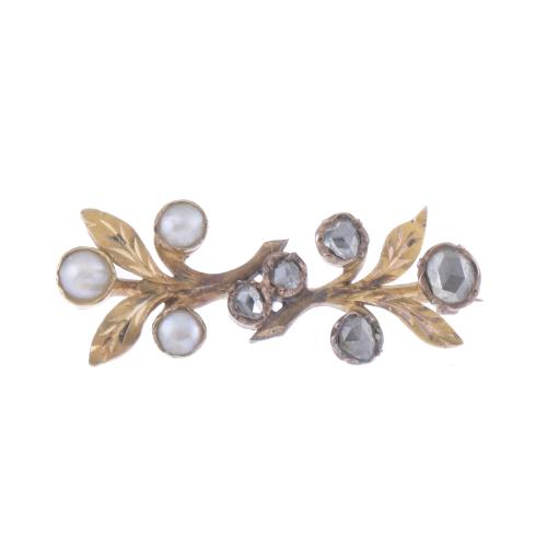 THREE BROOCHES, EARLY 20TH CENTURY.