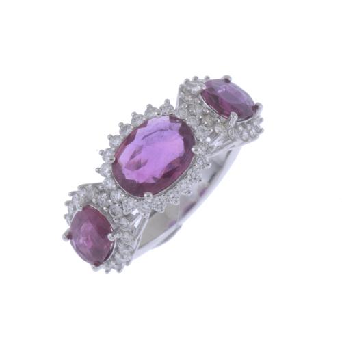 RUBIES AND DIAMONDS TRIPLET RING.