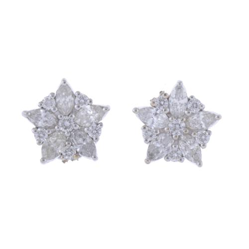 STAR-SHAPED DIAMONDS EARRINGS