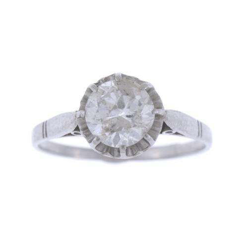 DIAMOND SOLITAIRE RING