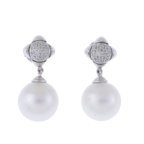 GOLD, PEARLS AND DIAMONDS EARRINGS