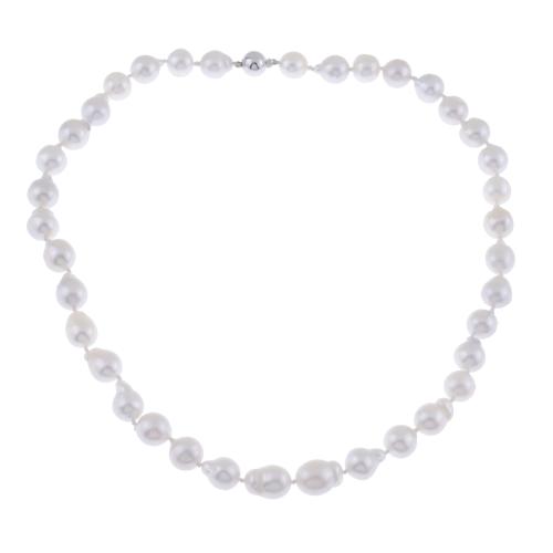 AUSTRALIAN PEARLS NECKLACE