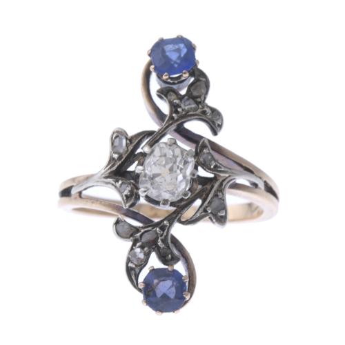 ART NOUVEAU SHUTTLE RING WITH DIAMONDS