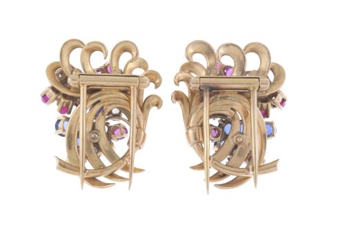 PAIR OF DIAMONDS, SAPPHIRES AND RUBIES FLORAL BROOCHES.