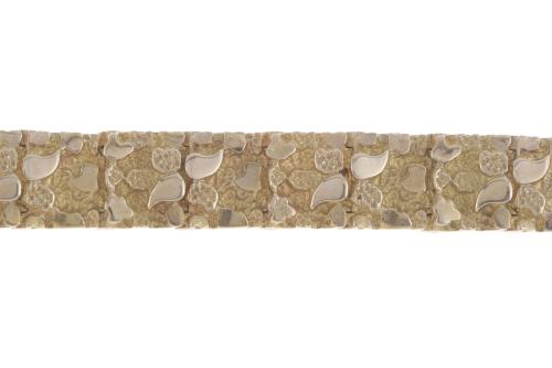 TEXTURED WIDE BRACELET.