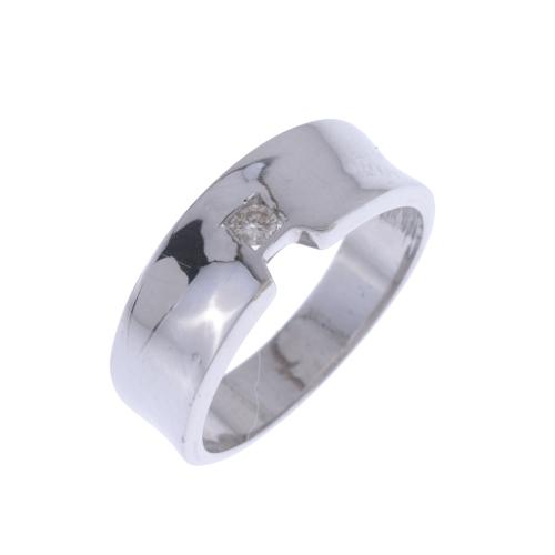 RING WITH DIAMOND