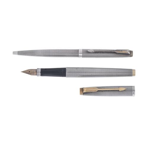 PARKER. Fountain pen and ballpoint pen set.