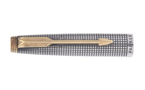 PARKER. Conjunto de pluma estilográfica y bolígrafo. 
