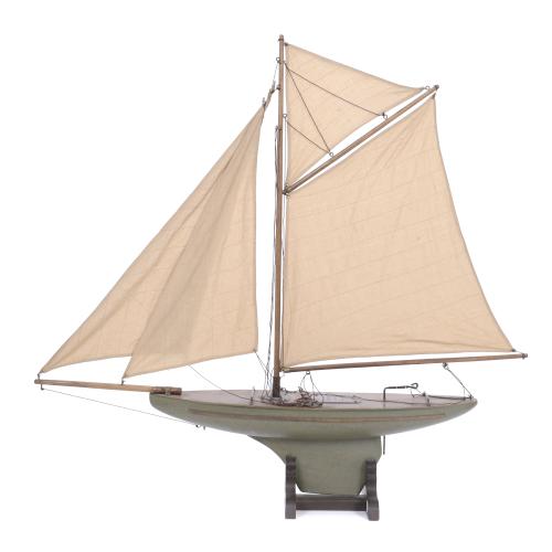 SAILBOAT MODEL, 20TH CENTURY.