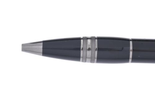 MONTBLANC.  Bolígrafo modelo "Starwalker". 
