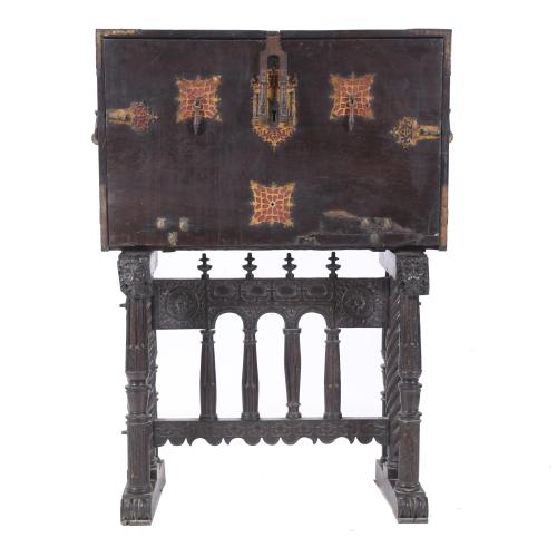 SPANISH DESK, LATE 19TH - EARLY 20TH CENTURY.