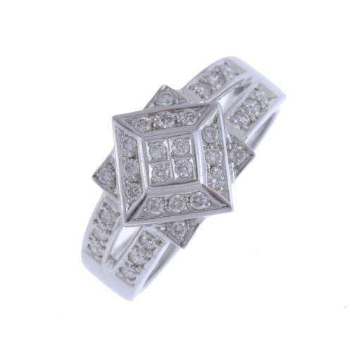 GOLD AND DIAMONDS RING