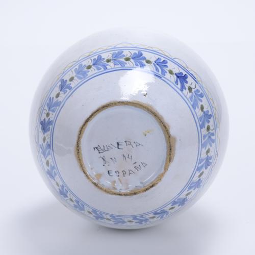 Jarrón en cerámica de Talavera, siglo XX. 
