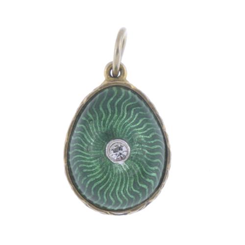 PENDANT WITH GREEN ENAMEL AND BRILLIANTS