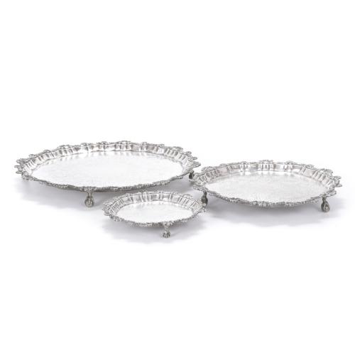 SET OF TRHEE SILVER TRAYS.