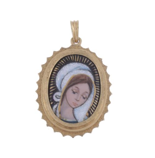 GOLD PENDANT WITH ENAMEL DIPICTING MADONNA