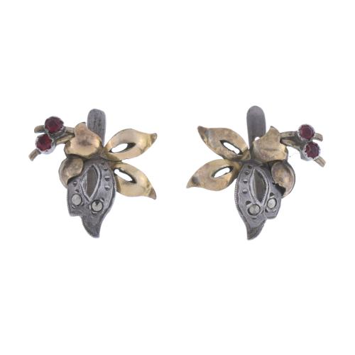 MODERNIST COSTUME JEWELLERY EARRINGS