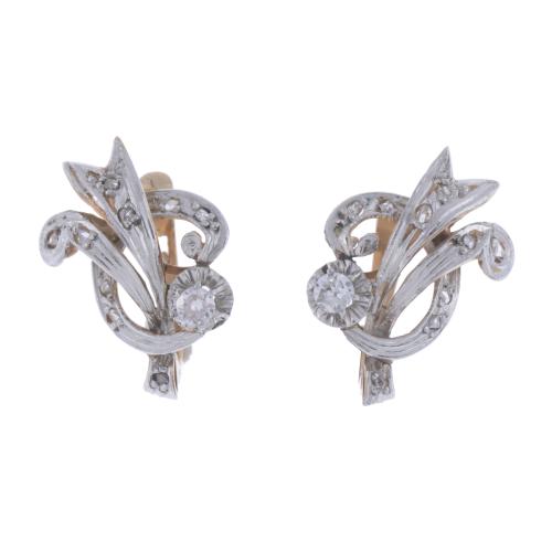 MODERNIST EARRINGS WITH DIAMONDS
