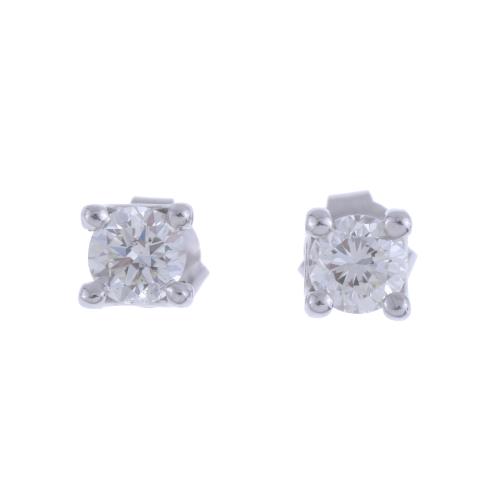 DIAMONDS STUD EARRINGS.